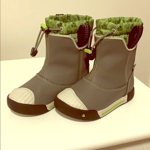 Keen snow waterproof boots